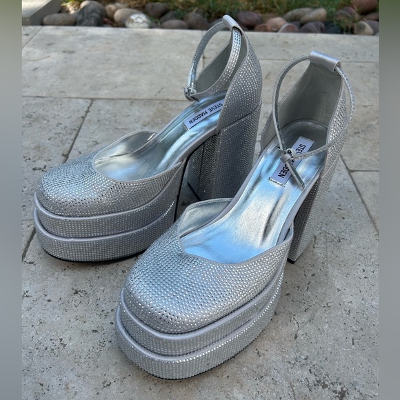 Steve Madden Charlize Pump Platform - Picture 2 of 6